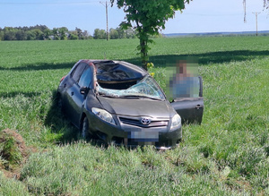 auto z uszkodzeniami pokolizyjnymi