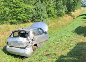 pojazd w rowie Skoda