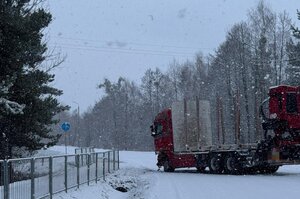 Ciężarowa Skania w miejscu kolizji drogowej w miejscowości Hanna