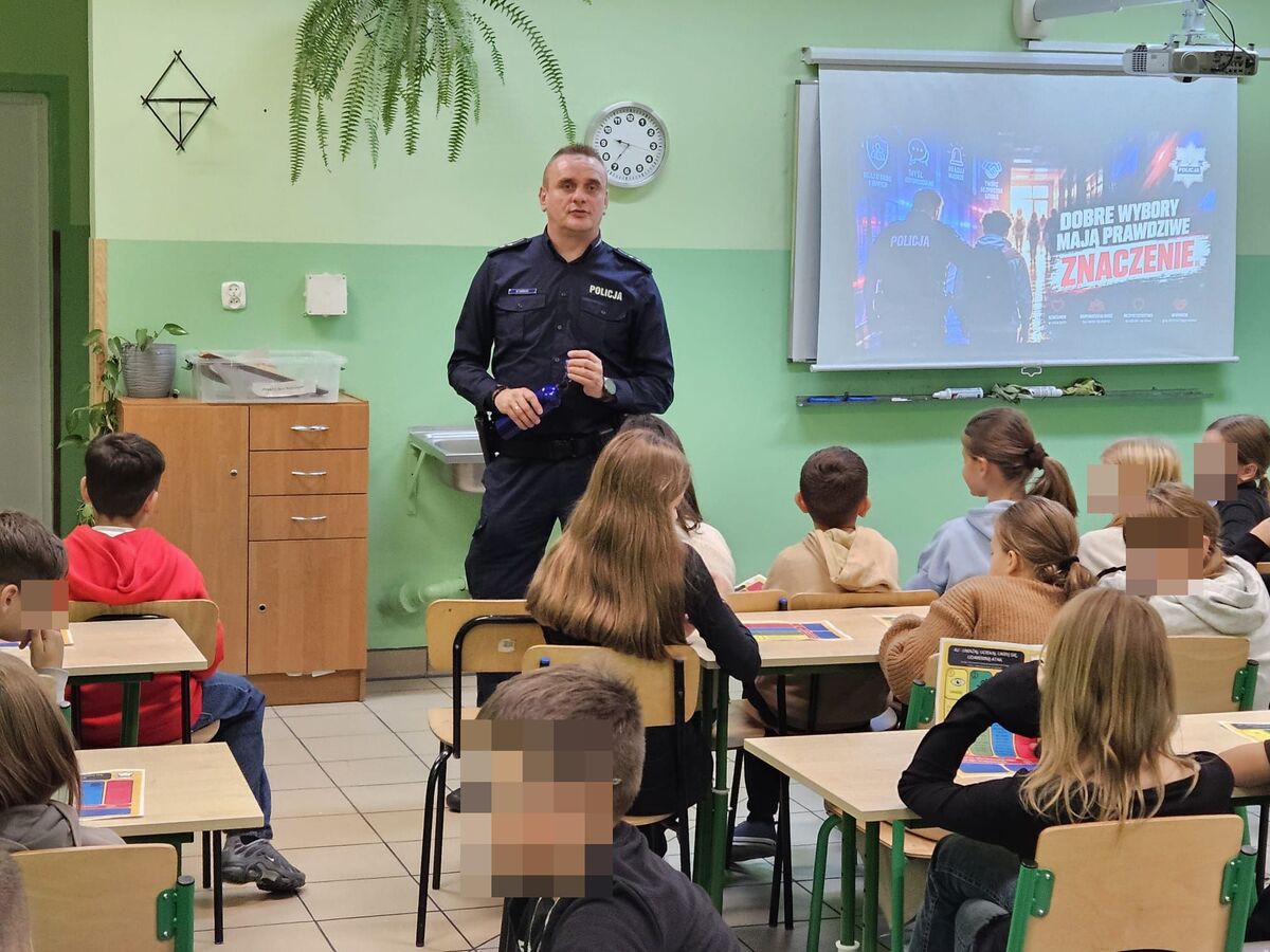 Akcja edukacyjna policjantów w szkołach powiatu włodawskiego